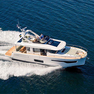 Nimbus Boats 495 Flybridge